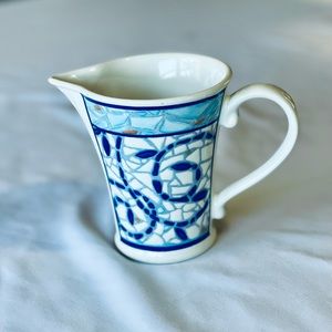 Monaco by Pfaltzgraff Creamer Tea Coffee Light Dark Blue Scrolls & Mosaic b305